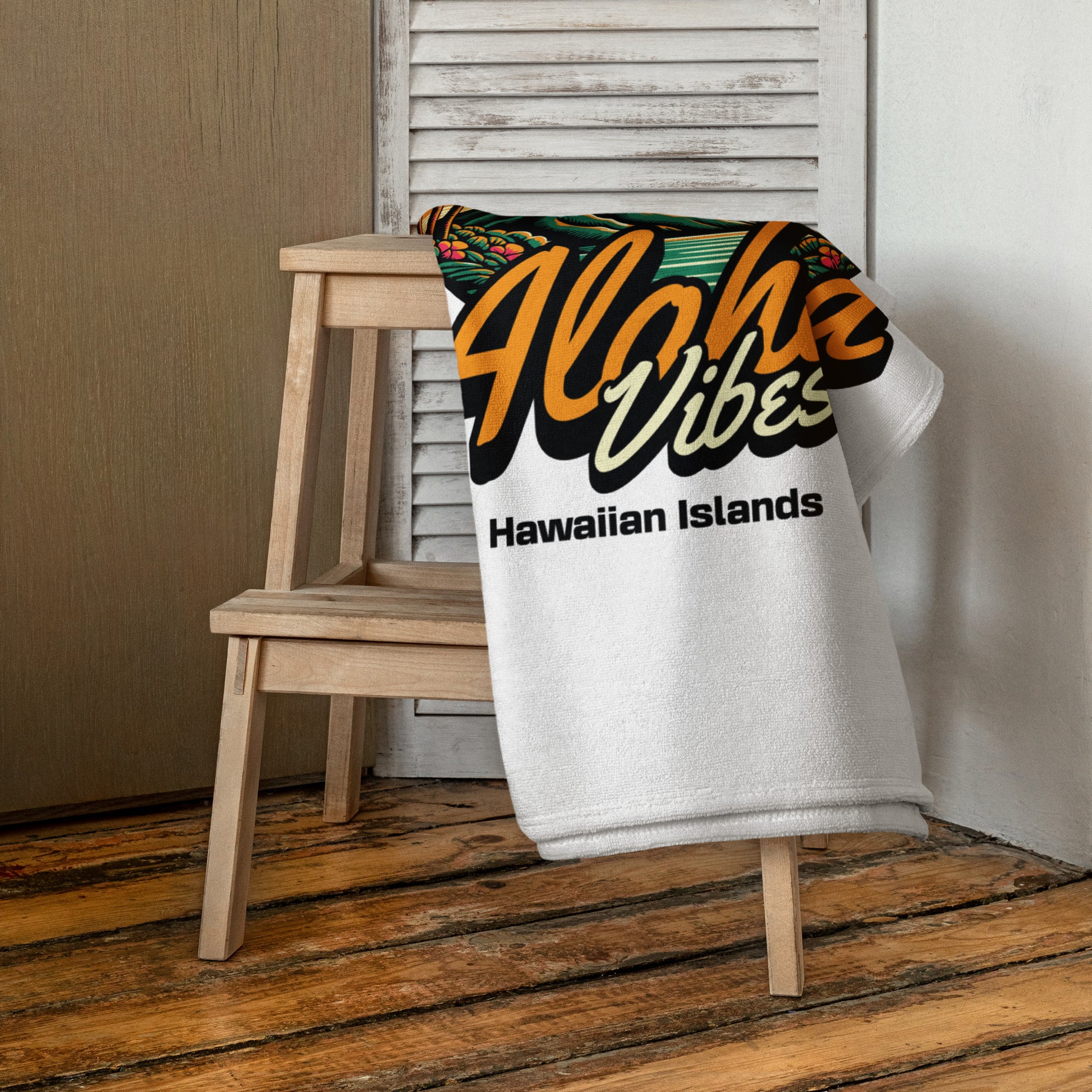 Aloha Vibes Towel Towel Pa'akai & Kukui