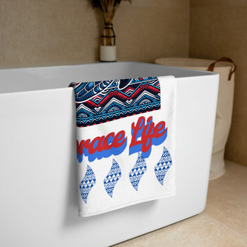 Tribal Sea Turtle Towel (Patriotic)