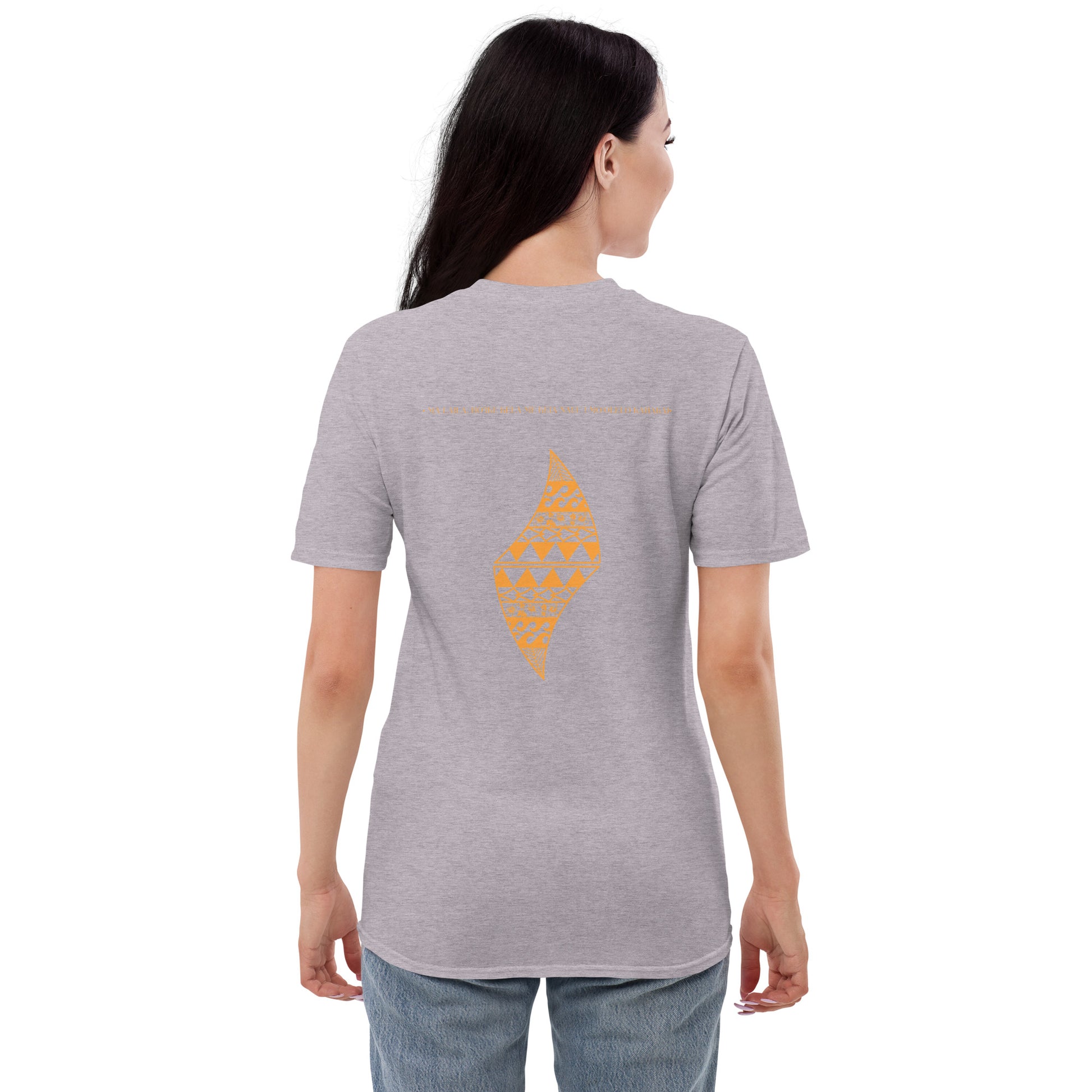 Paʻa ka ʻuhane T-Shirt T-shirt Pa'akai & Kukui