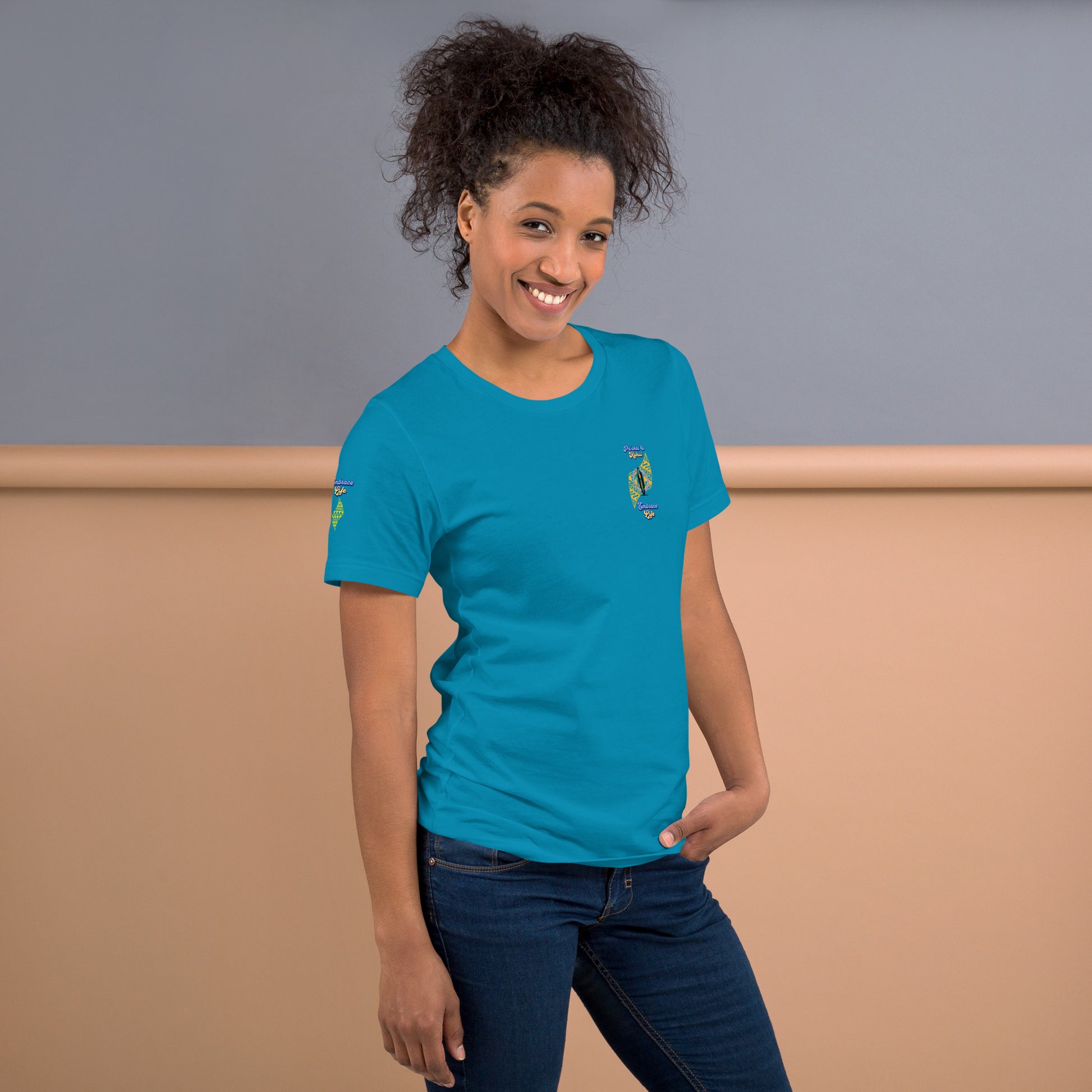Mahalo Hawaiian Graphic T-Shirt — Aloha Streetwear Gratitude Tee T-shirt Pa'akai & Kukui