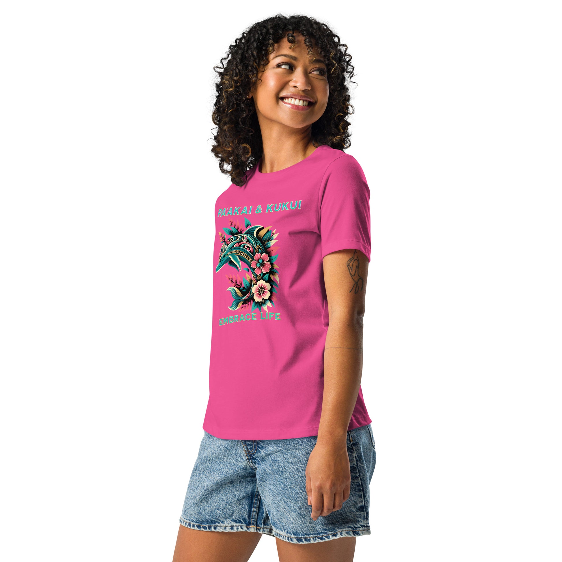 Tribal Naiʻa Women's Hawaiian Relaxed T-Shirt — Polynesian Dolphin Streetwear T-shirt Pa'akai & Kukui