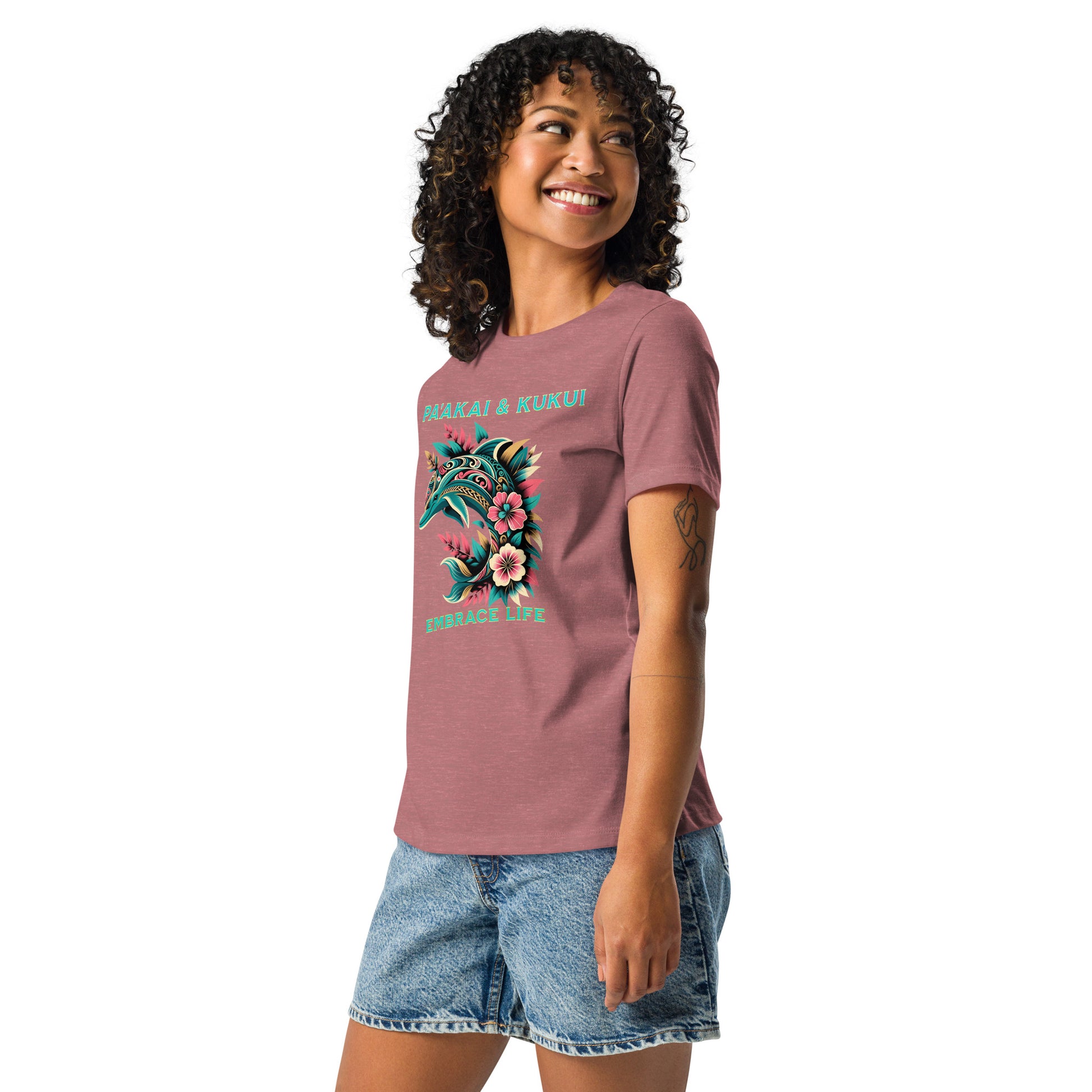 Tribal Naiʻa Women's Hawaiian Relaxed T-Shirt — Polynesian Dolphin Streetwear T-shirt Pa'akai & Kukui