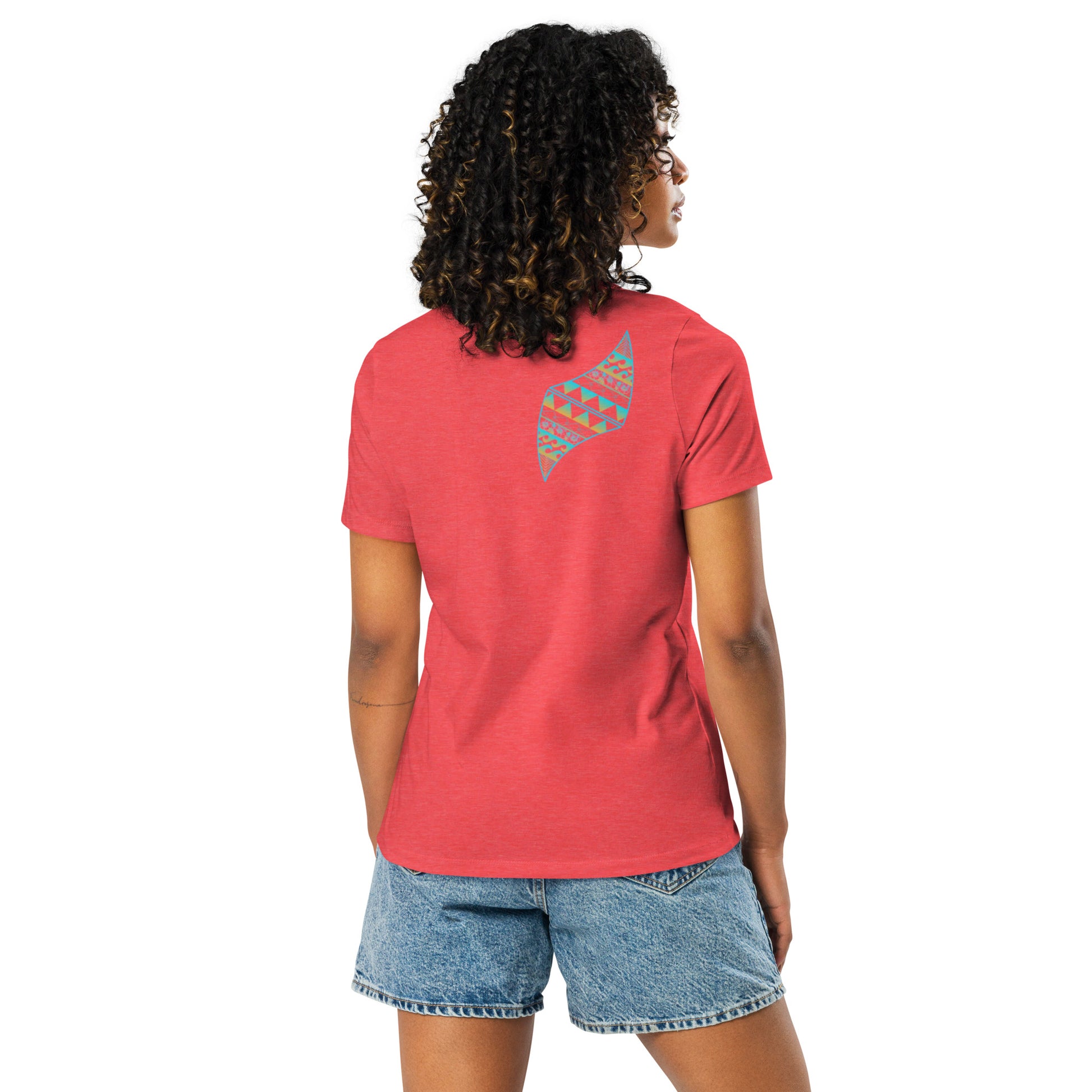Tribal Naiʻa Women's Hawaiian Relaxed T-Shirt — Polynesian Dolphin Streetwear T-shirt Pa'akai & Kukui