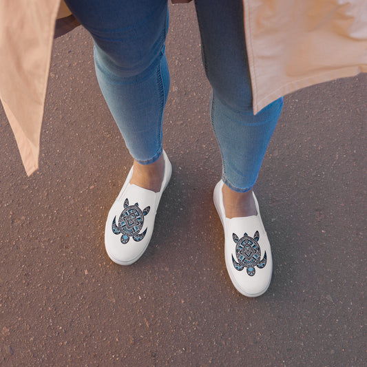 Blue Tribal Sea Turtle - Women’s slip-on canvas shoes